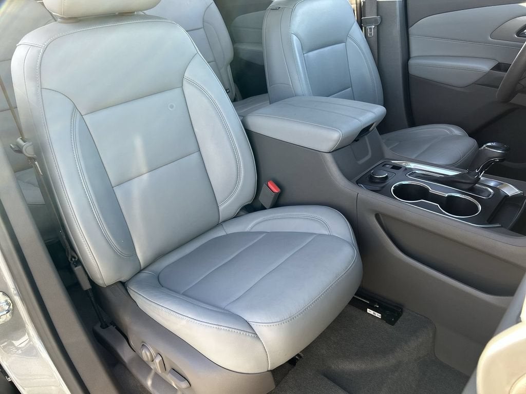2020 Chevrolet Traverse LT Leather