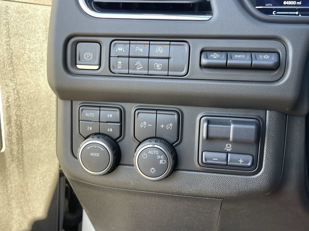 2023 Chevrolet Suburban High Country