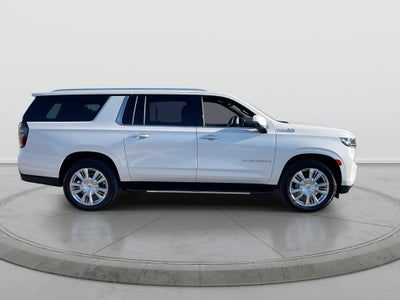 2023 Chevrolet Suburban High Country