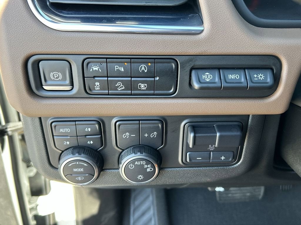 2023 Chevrolet Suburban High Country