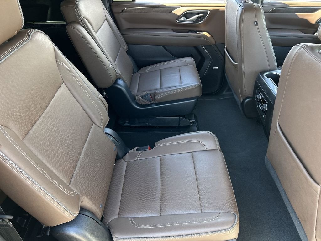 2023 Chevrolet Suburban High Country