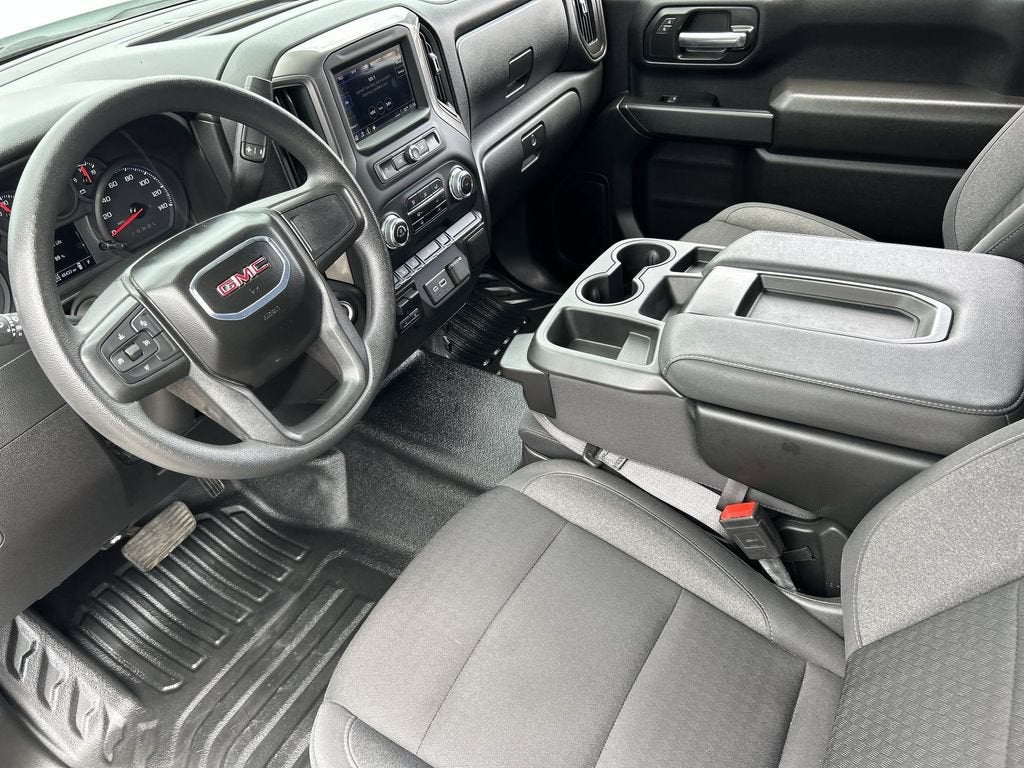 2025 GMC Sierra 2500 HD Pro