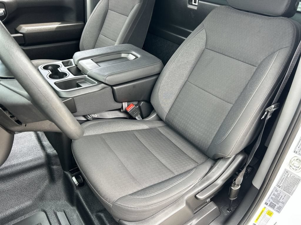 2025 GMC Sierra 2500 HD Pro