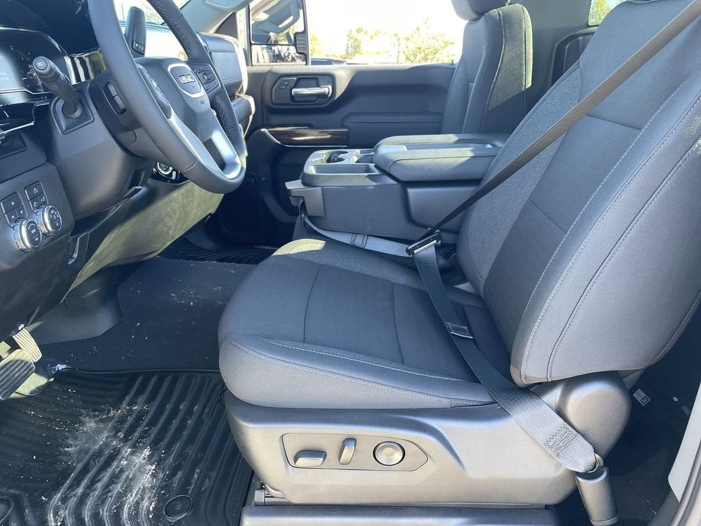 2025 GMC Sierra 2500 HD SLE