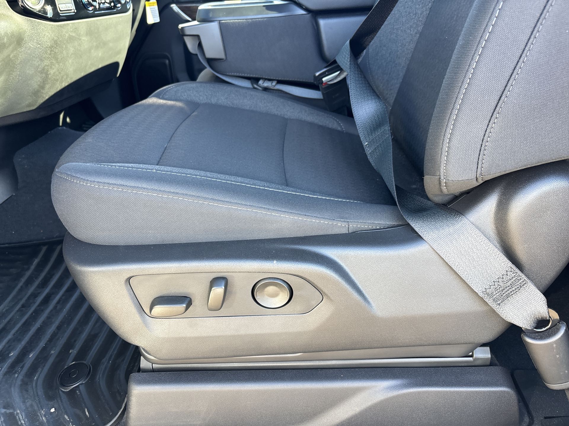 2025 GMC Sierra 2500 HD SLE