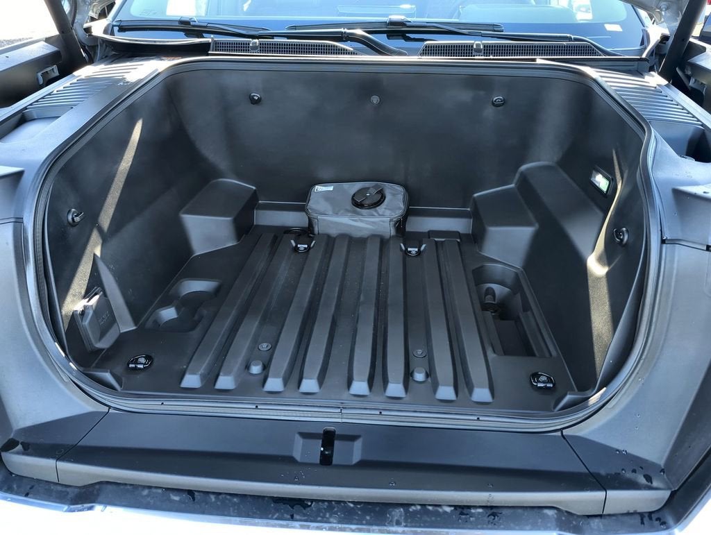 2024 GMC Sierra EV Denali Edition 1