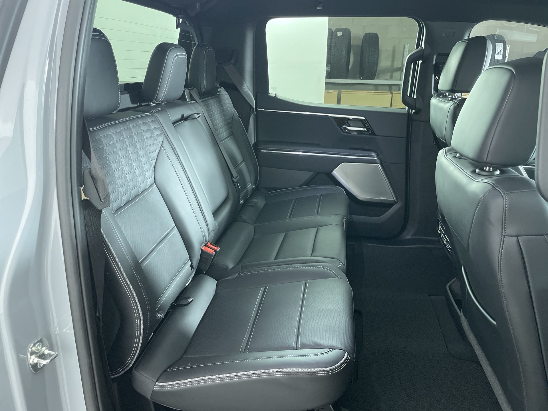 2024 GMC Sierra EV Denali Edition 1