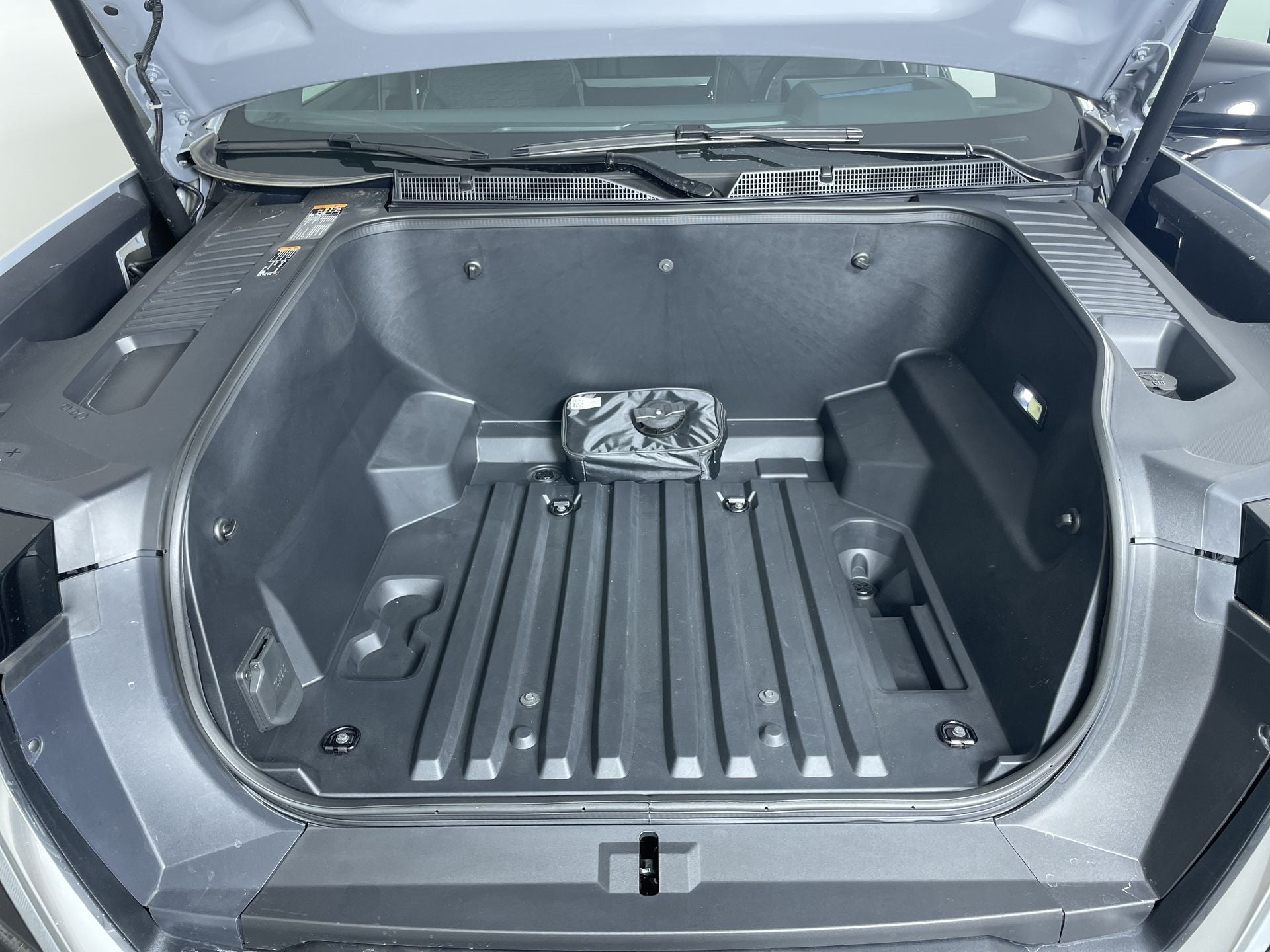 2024 GMC Sierra EV Denali Edition 1