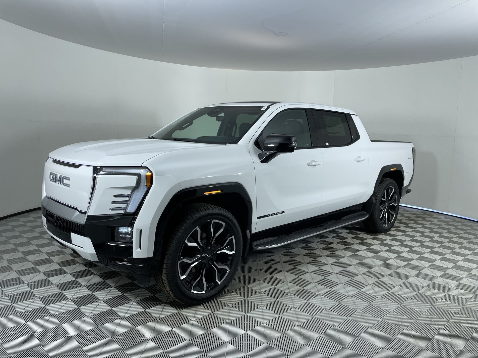2025 GMC Sierra EV Max Range Denali