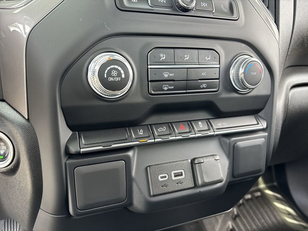 2024 GMC Sierra 2500 HD Pro