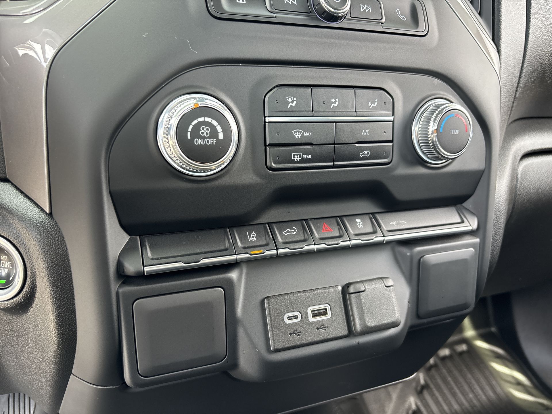 2024 GMC Sierra 2500 HD Pro