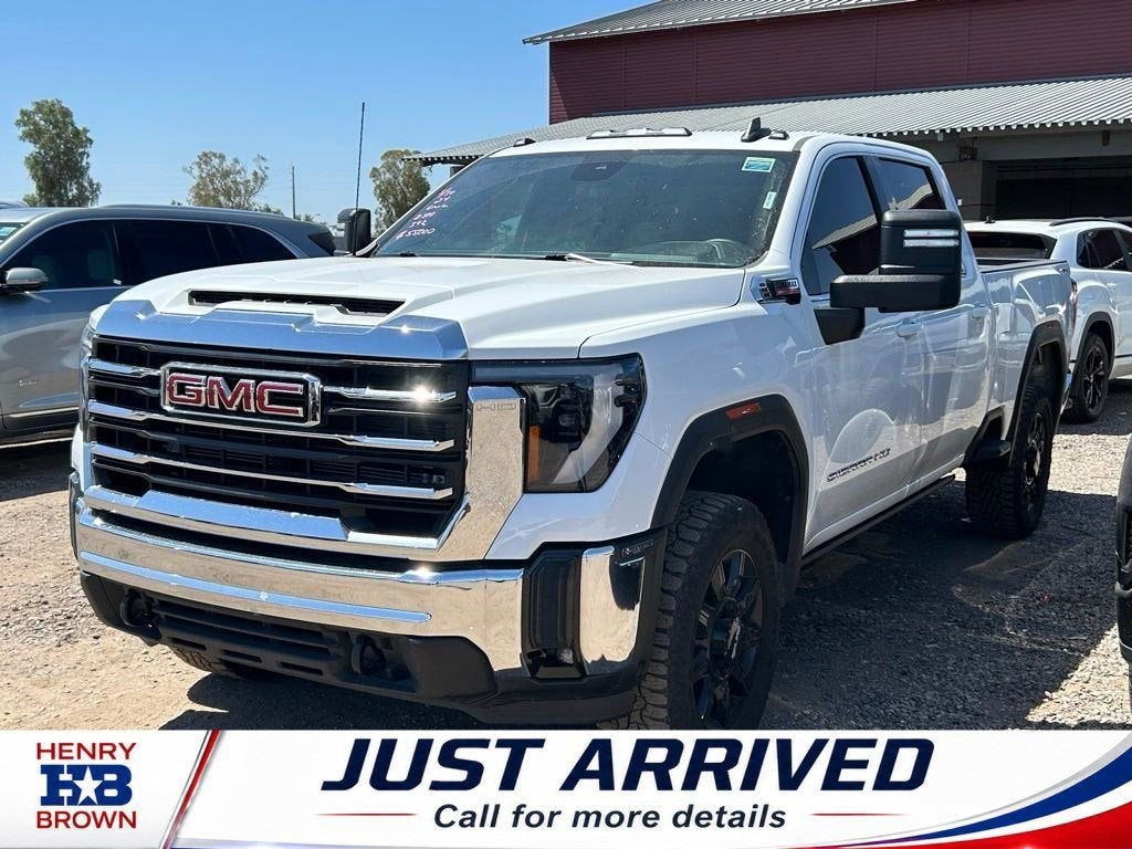 2024 GMC Sierra 4WD Crew Cab Standard Box SLE's photo