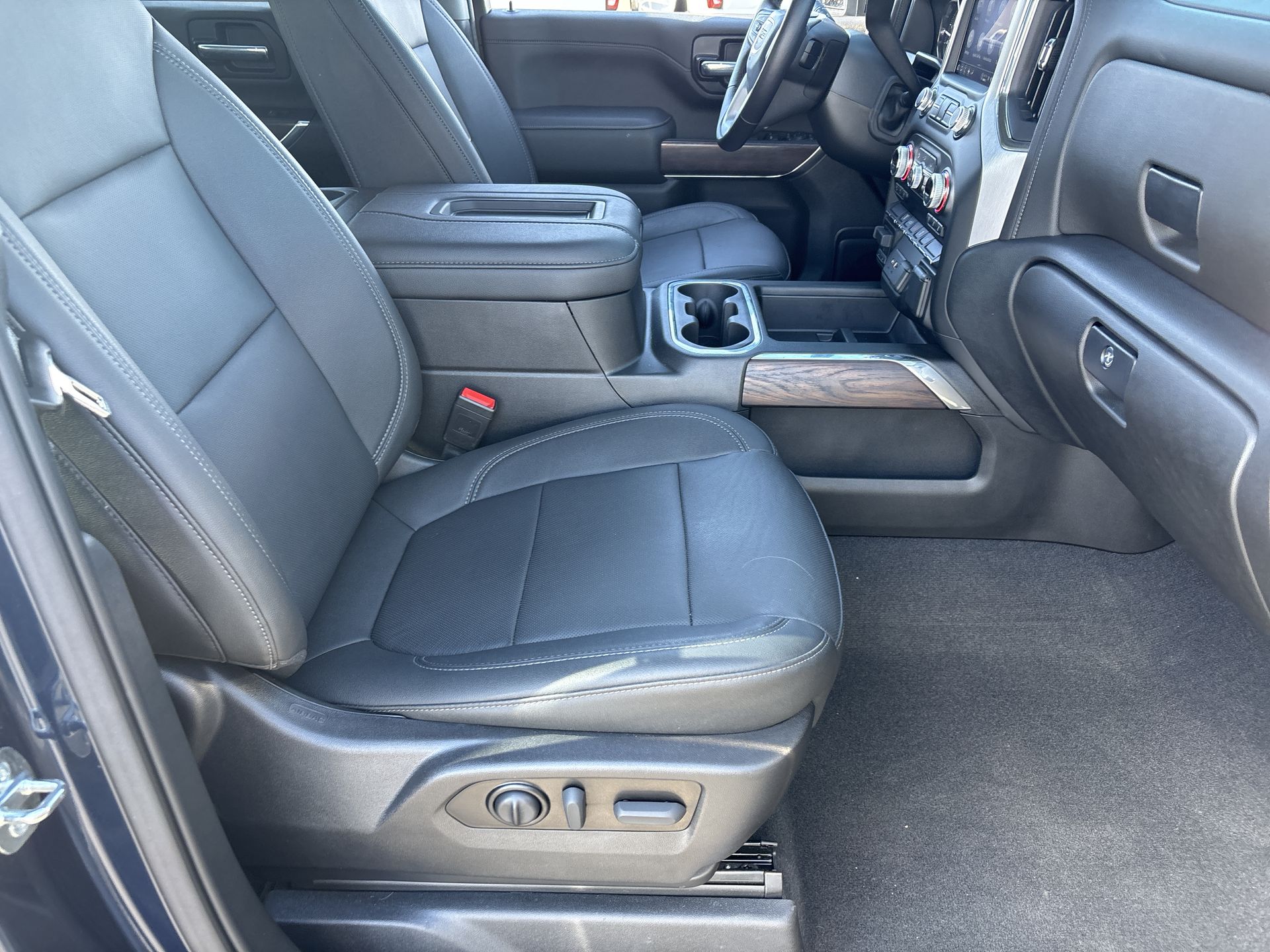 2022 GMC Sierra 2500 HD SLT