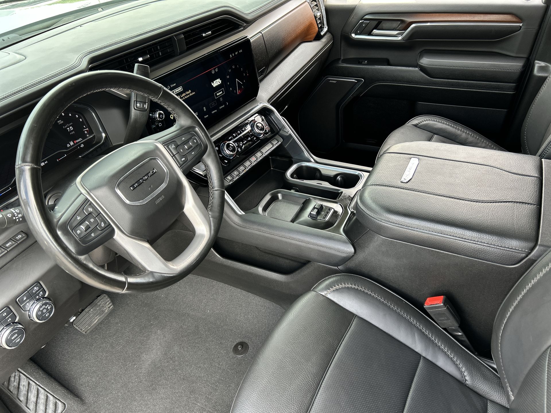 2024 GMC Sierra 2500 HD Denali