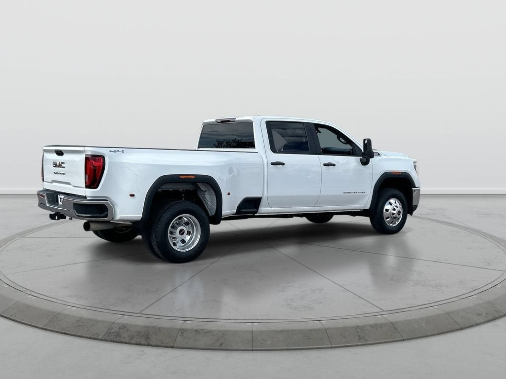 2023 GMC Sierra 3500 HD Pro