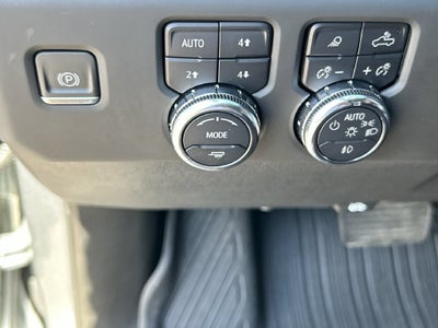 2024 GMC Sierra 3500 HD Denali