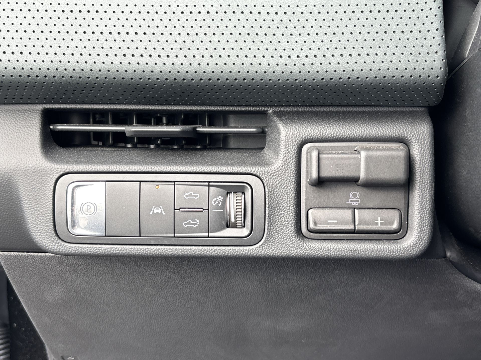 2026 GMC Sierra EV AT4 Max Range