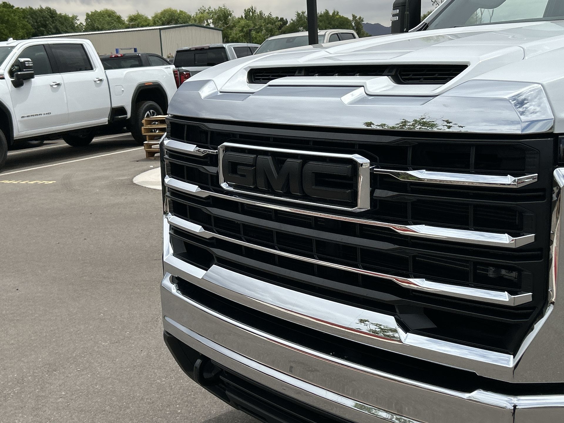 2025 GMC Sierra 2500 HD SLE