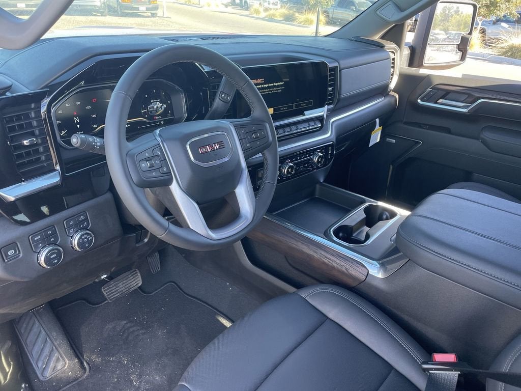 2025 GMC Sierra 2500 HD SLT