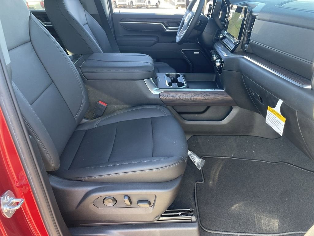 2025 GMC Sierra 2500 HD SLT