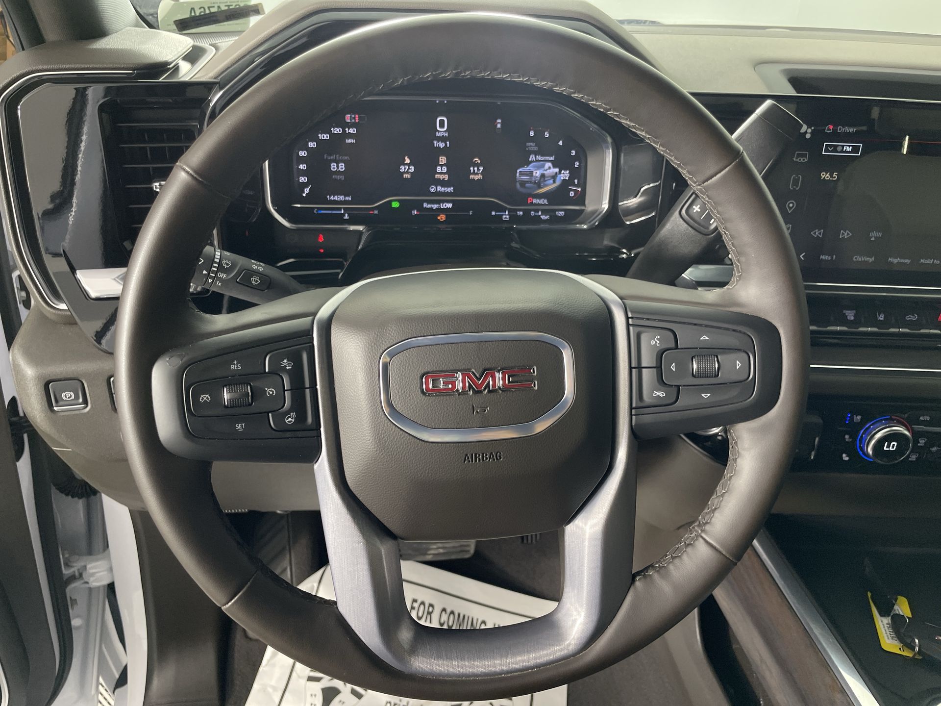 2025 GMC Sierra 2500 HD SLT