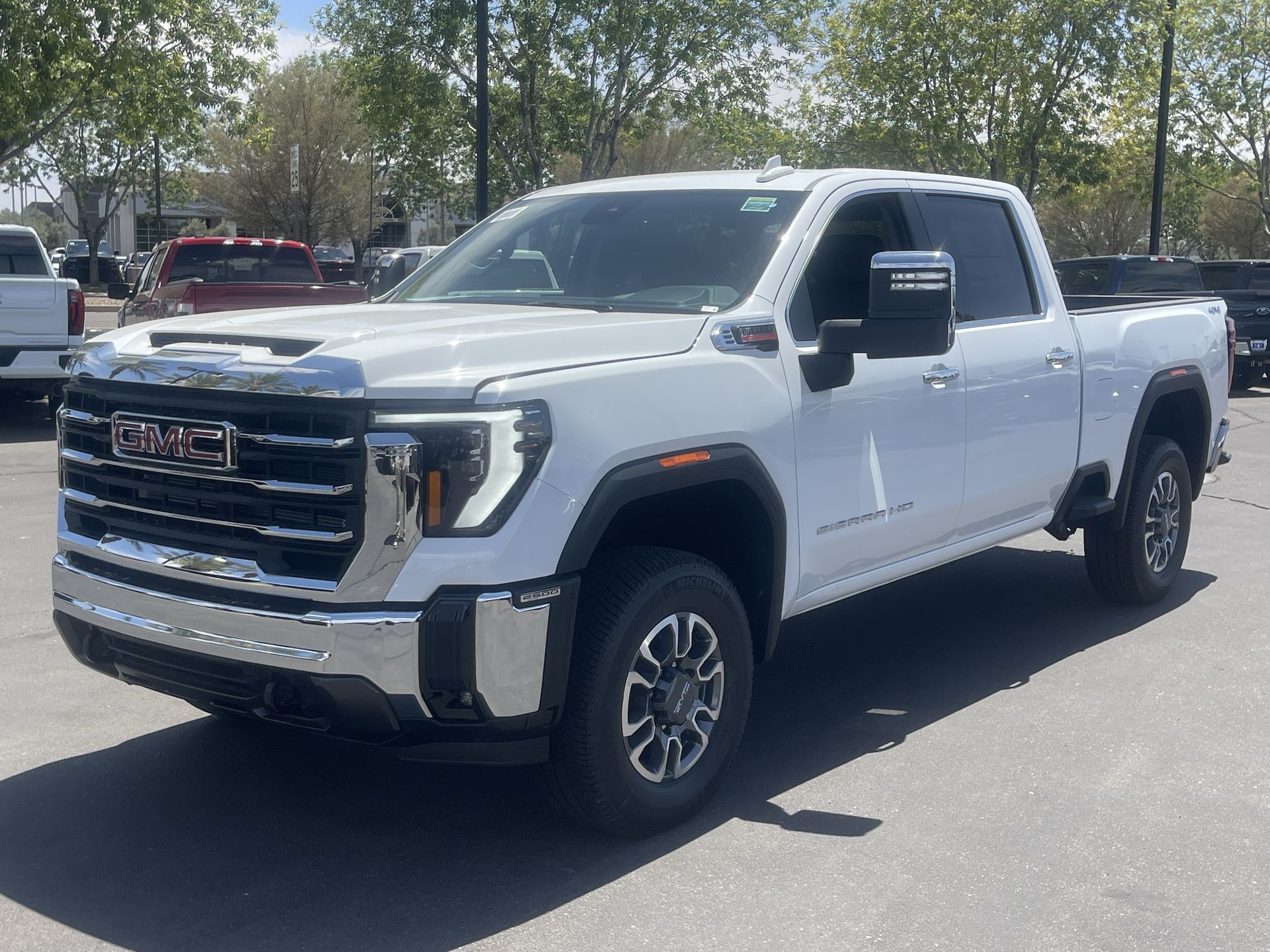 2026 GMC Sierra 2500 HD SLT
