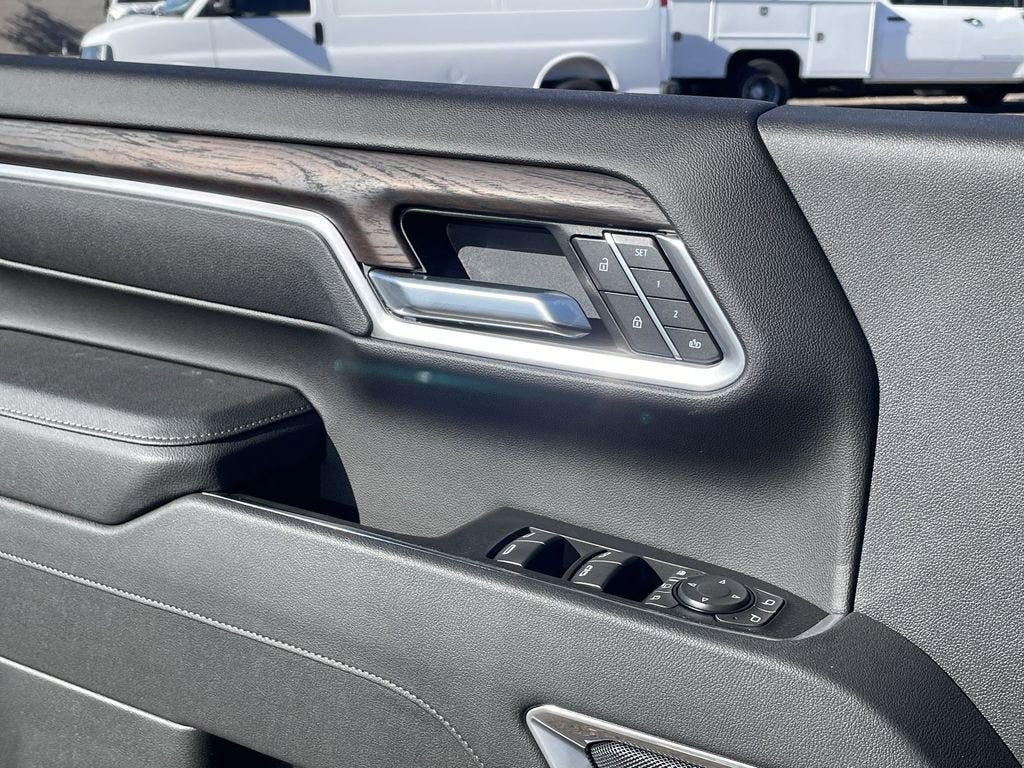 2025 GMC Sierra 2500 HD SLT