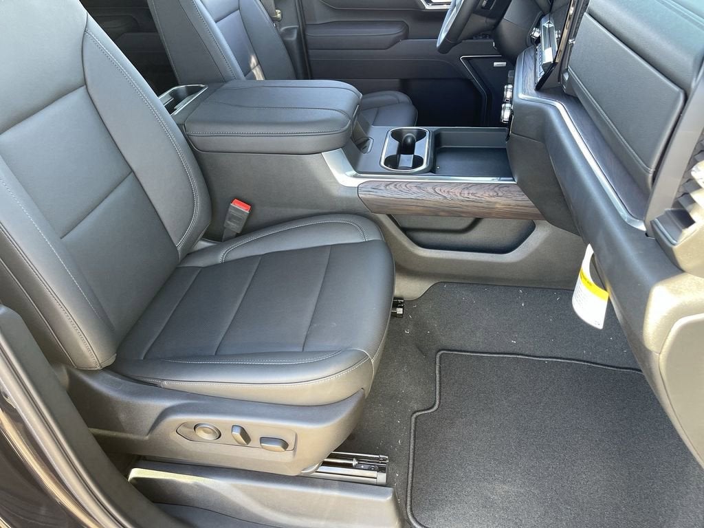 2025 GMC Sierra 2500 HD SLT