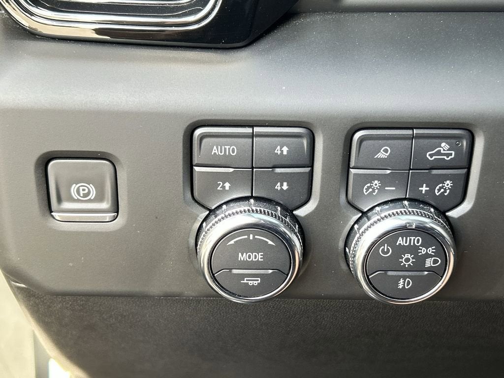 2025 GMC Sierra 2500 HD AT4