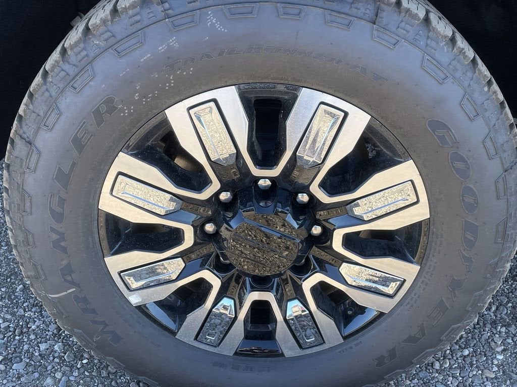 2025 GMC Sierra 2500 HD Denali