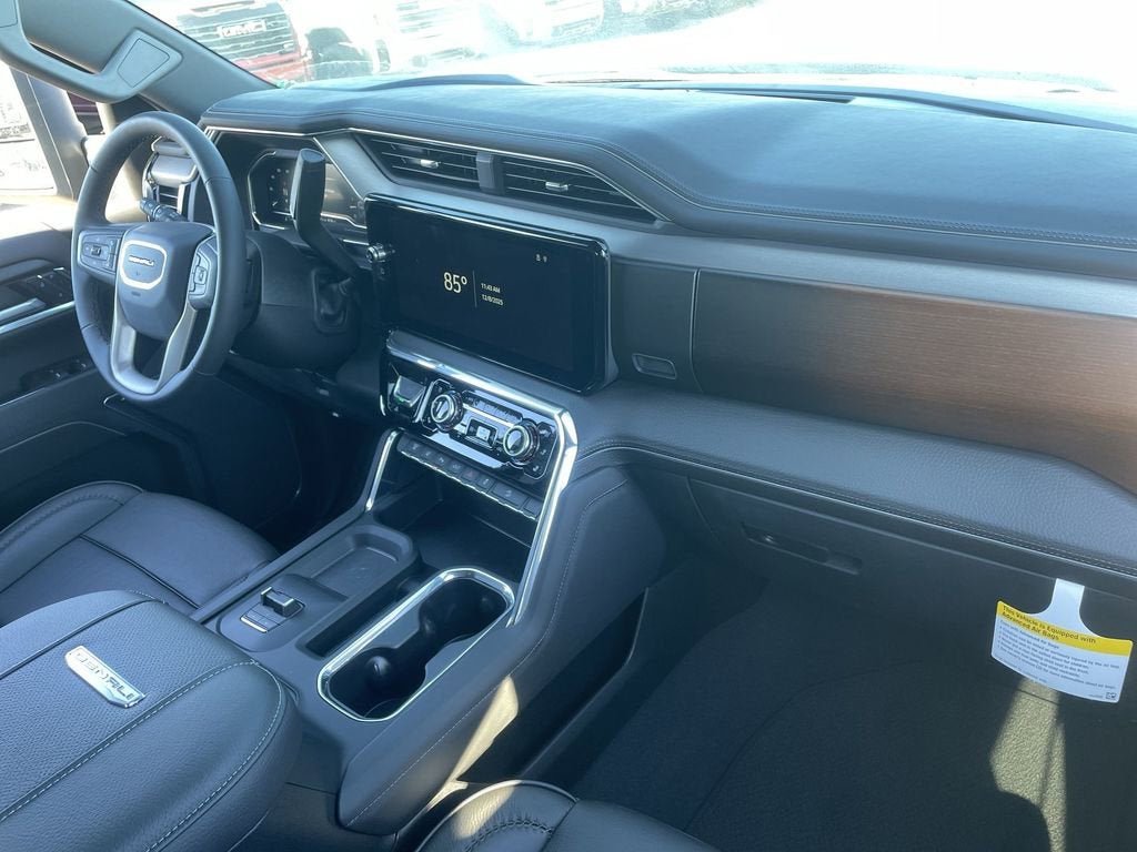 2025 GMC Sierra 2500 HD Denali