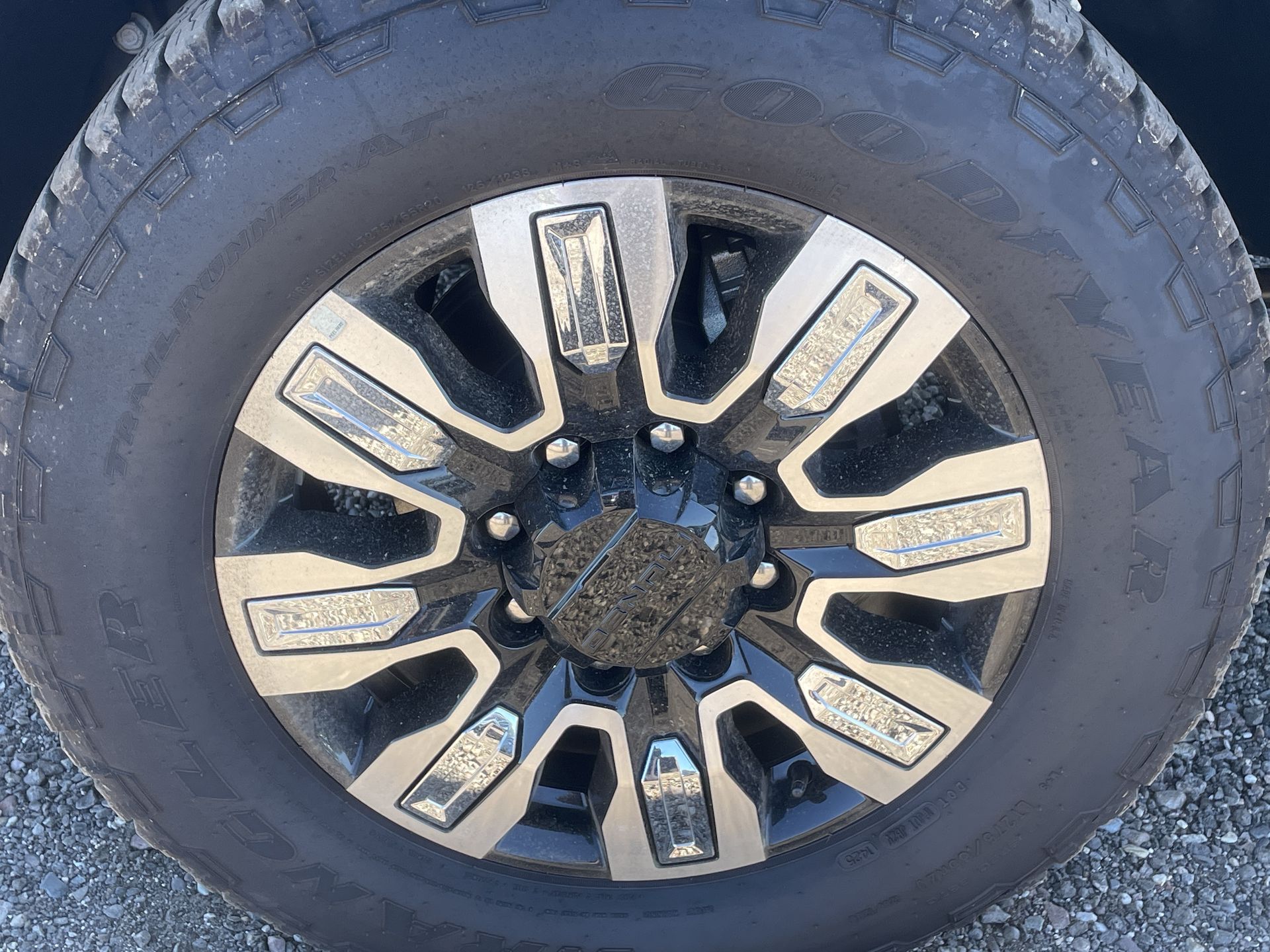 2025 GMC Sierra 2500 HD Denali