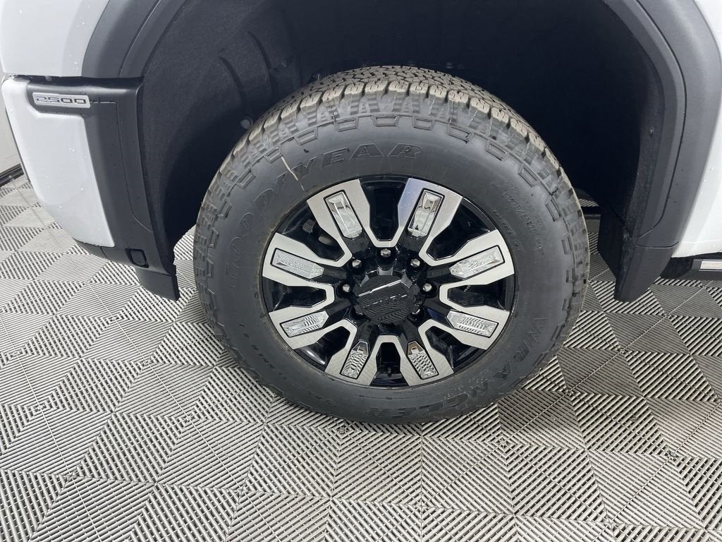 2025 GMC Sierra 2500 HD Denali