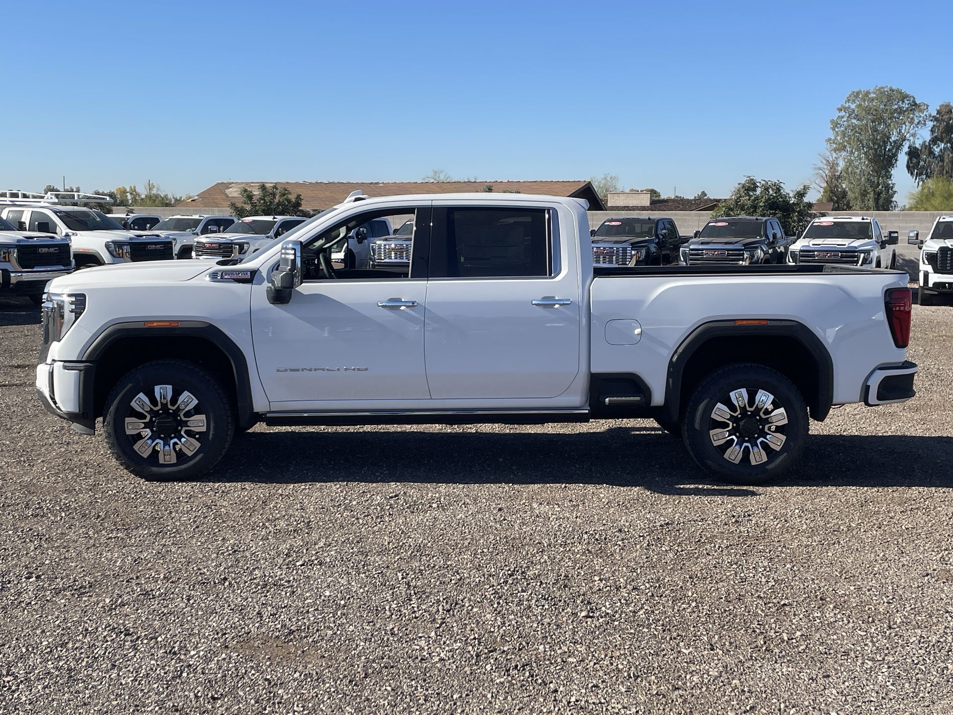 2025 GMC Sierra 2500 HD Denali