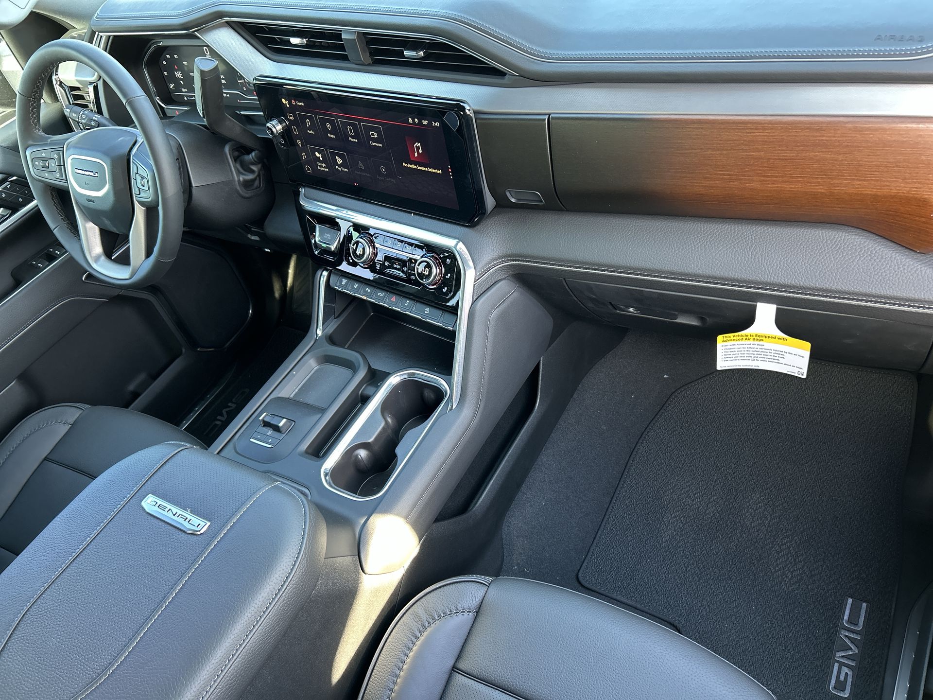 2025 GMC Sierra 2500 HD Denali