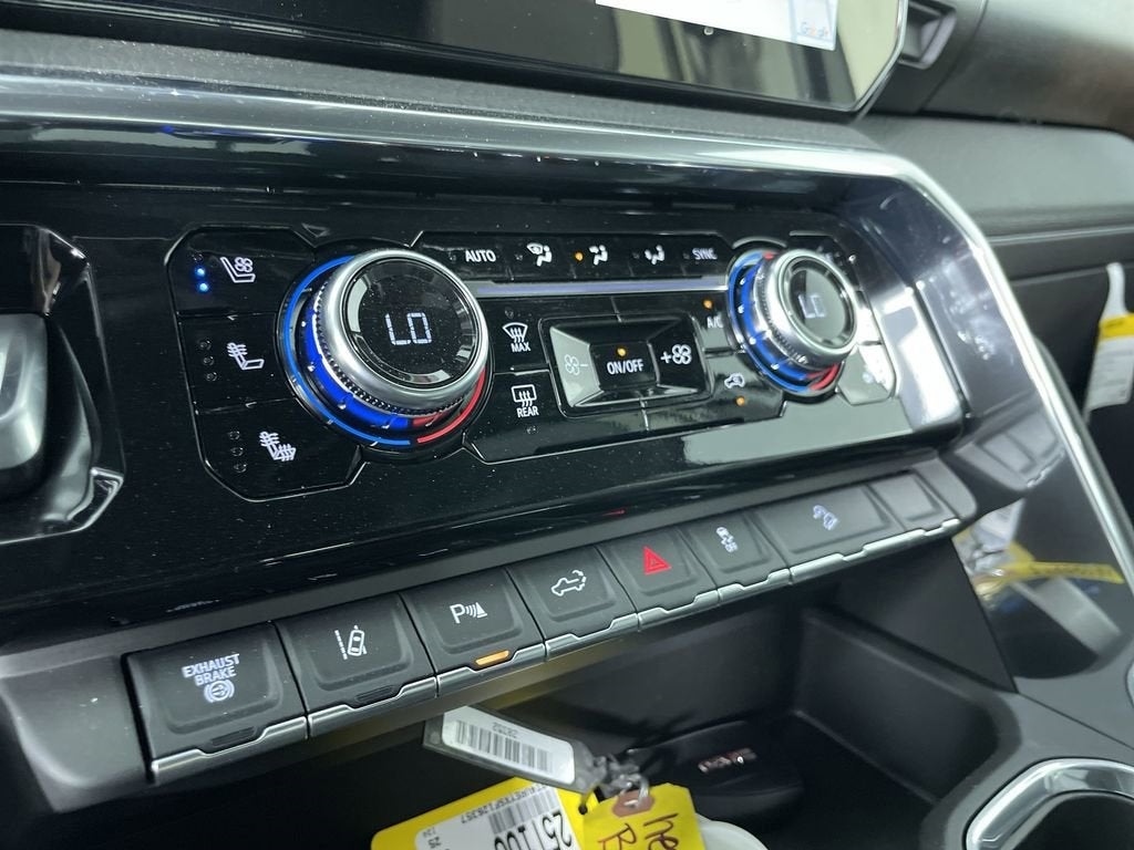 2025 GMC Sierra 2500 HD Denali