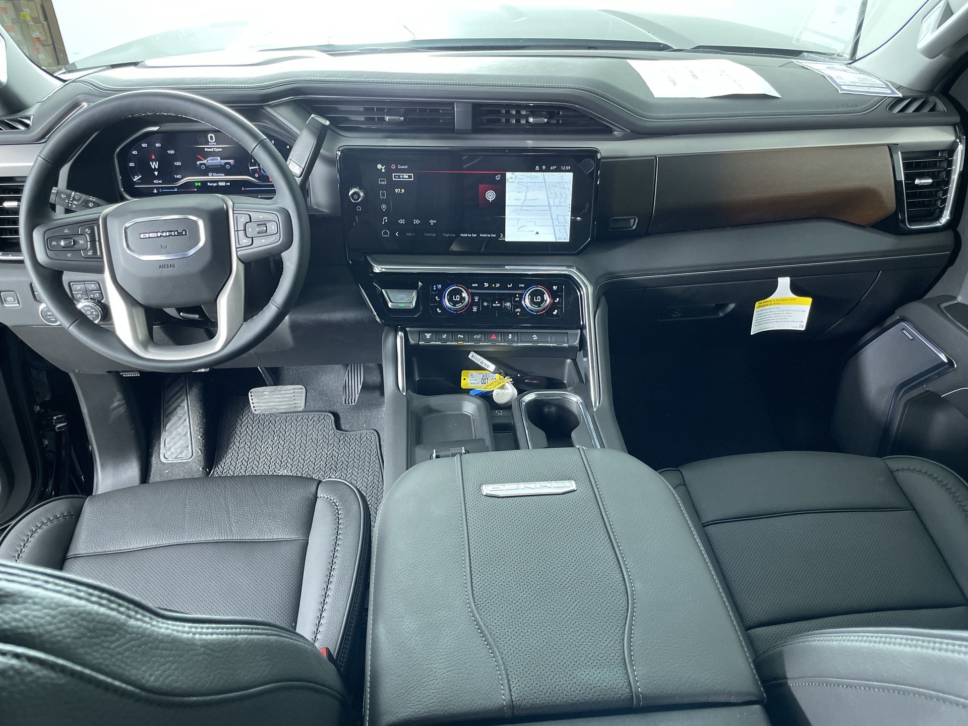 2025 GMC Sierra 2500 HD Denali