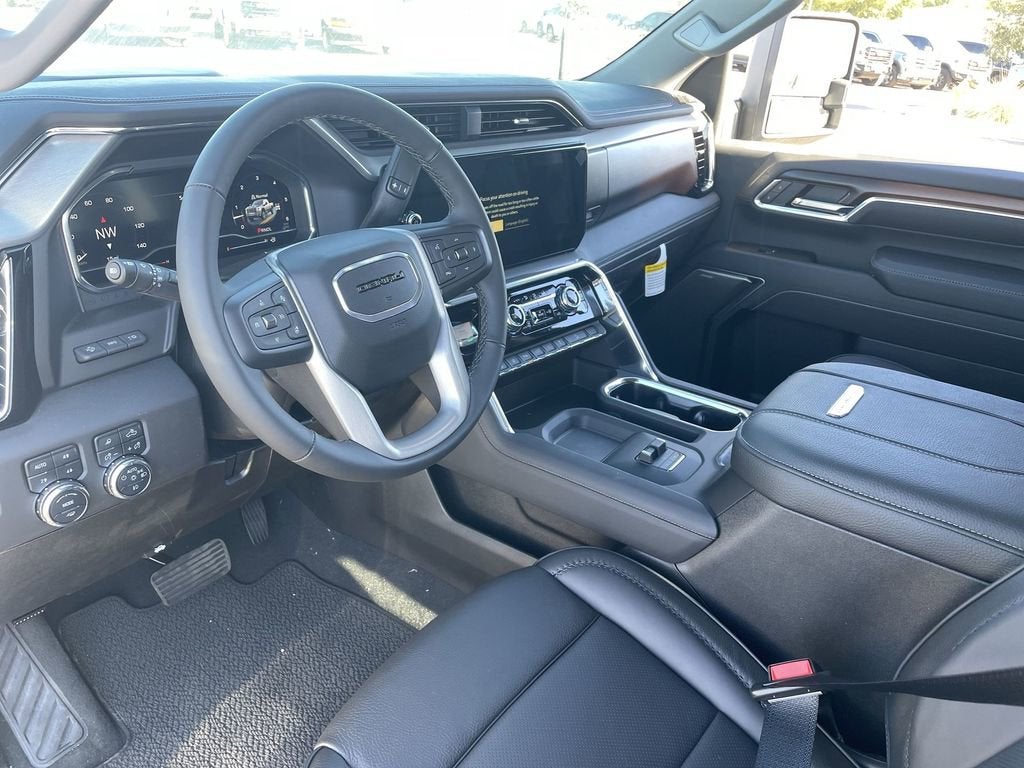 2025 GMC Sierra 2500 HD Denali