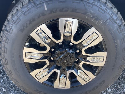 2025 GMC Sierra 2500 HD Denali