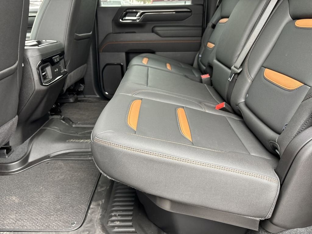 2025 GMC Sierra 3500 HD AT4