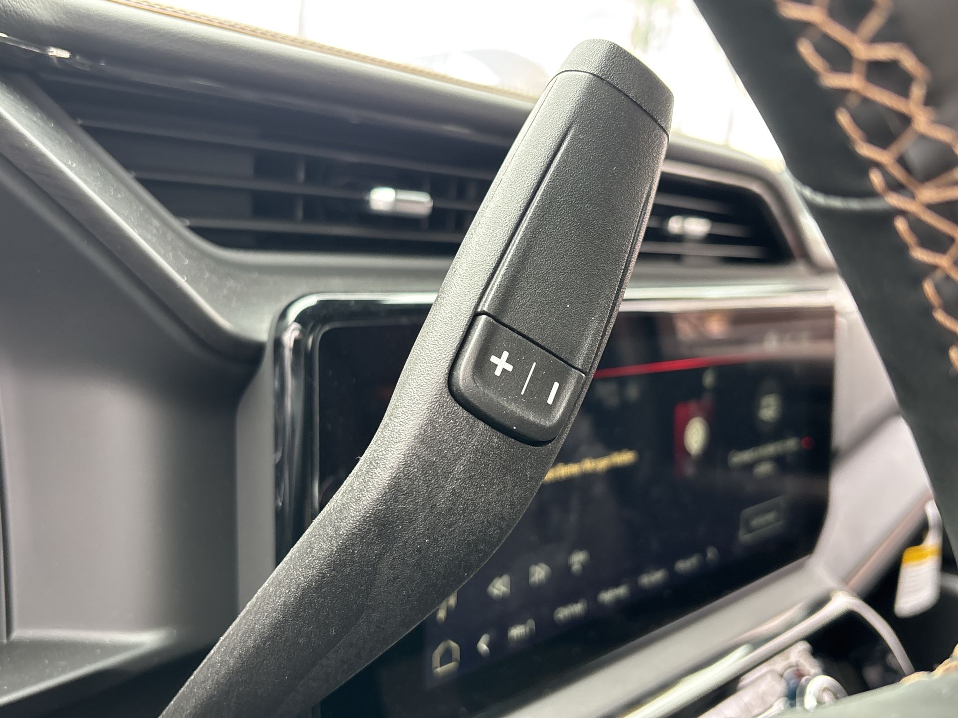 2025 GMC Sierra 3500 HD AT4