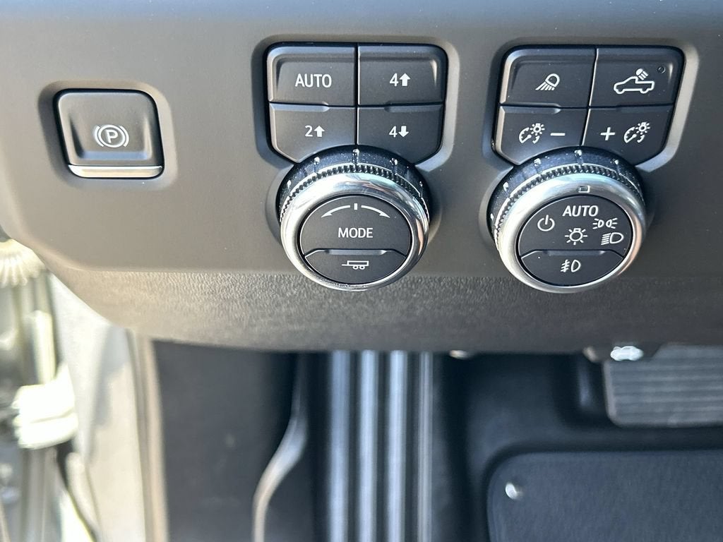 2025 GMC Sierra 3500 HD Denali