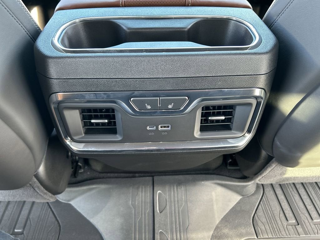 2025 GMC Sierra 3500 HD Denali Ultimate