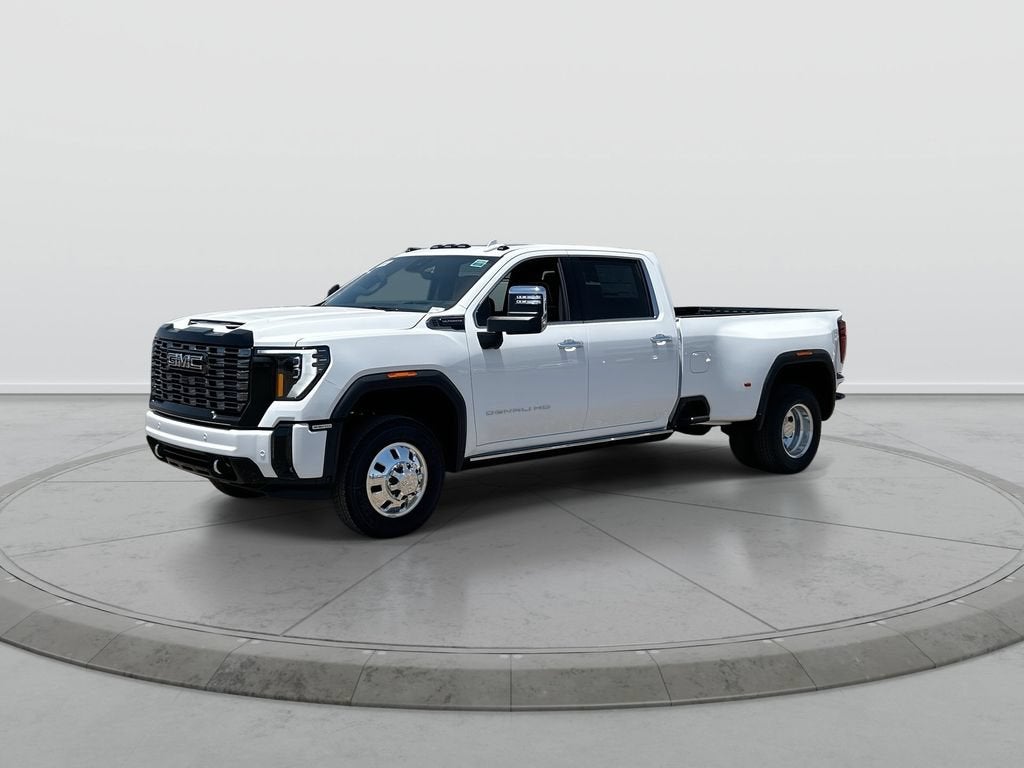 2026 GMC Sierra 3500 HD Denali Ultimate DRW