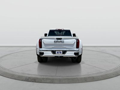 2026 GMC Sierra 3500 HD Denali Ultimate DRW