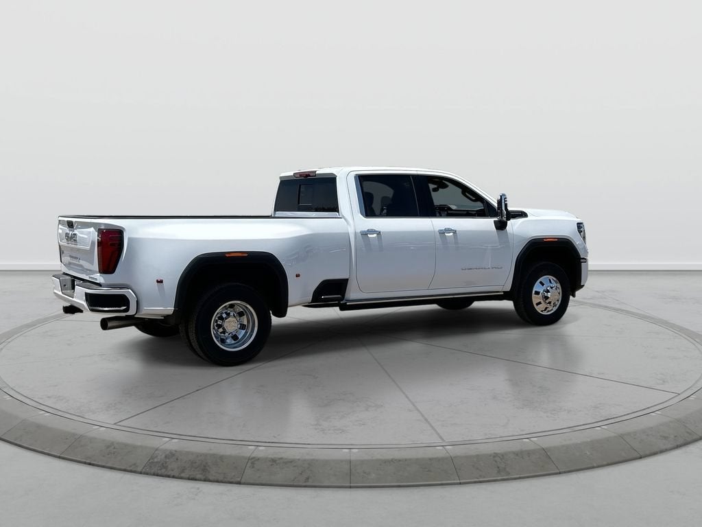 2026 GMC Sierra 3500 HD Denali Ultimate DRW