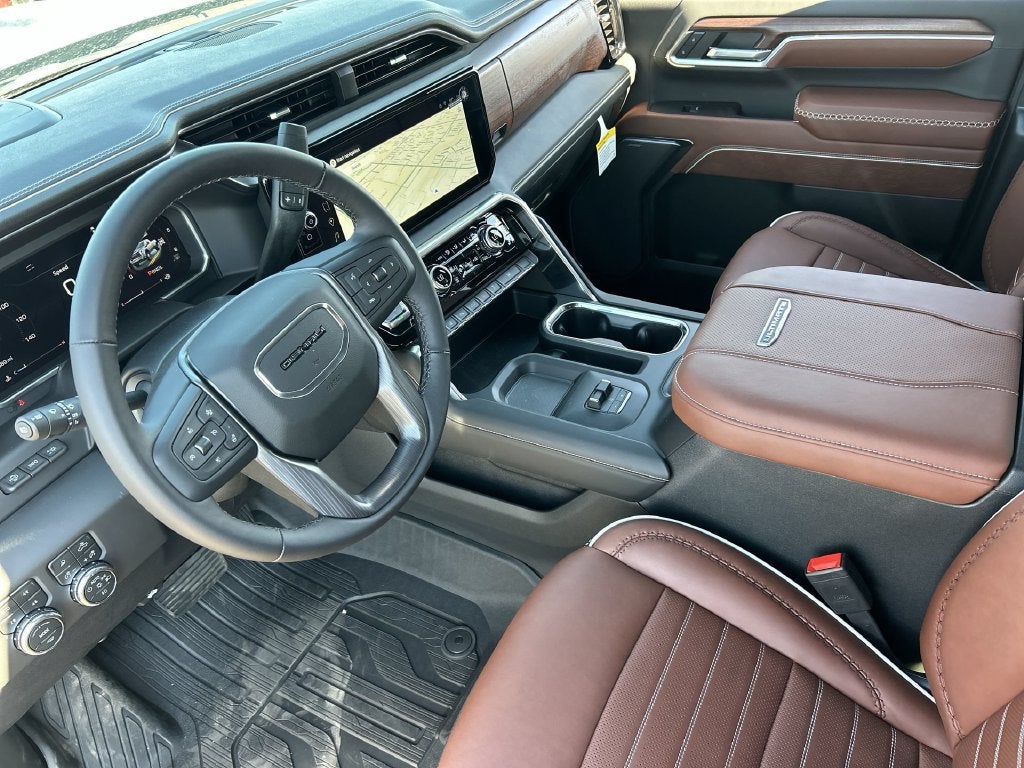 2026 GMC Sierra 3500 HD Denali Ultimate DRW