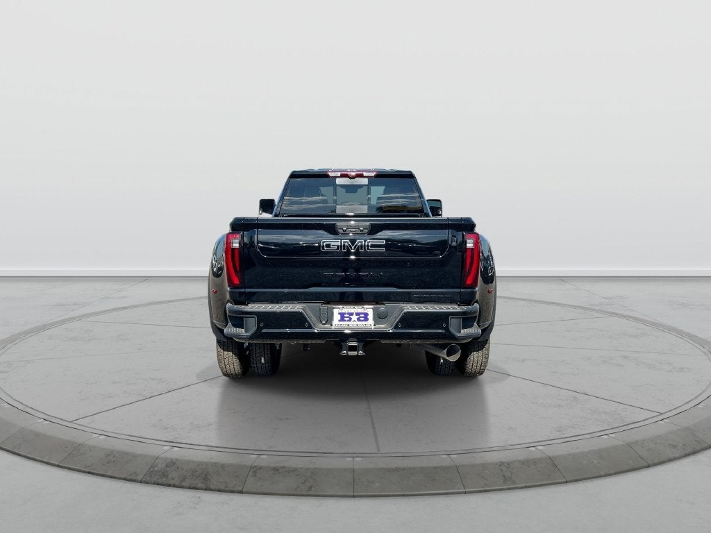 2026 GMC Sierra 3500 HD Denali Ultimate DRW