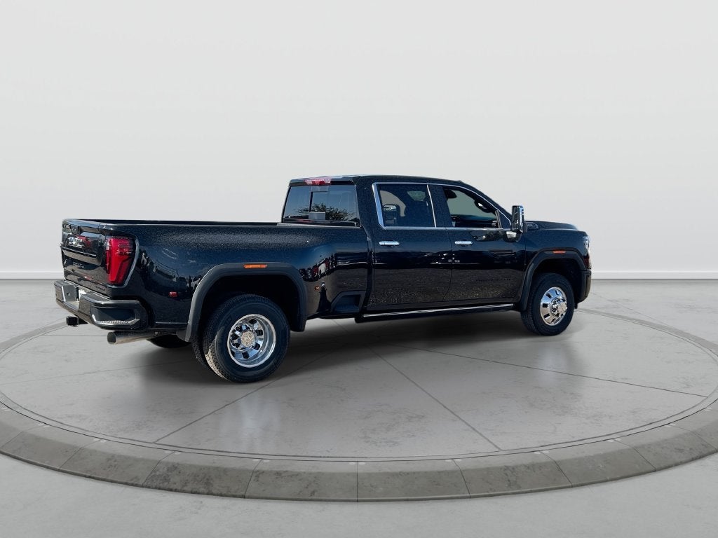 2026 GMC Sierra 3500 HD Denali Ultimate DRW