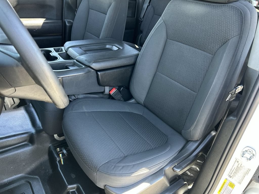 2023 GMC Sierra 2500 HD Pro